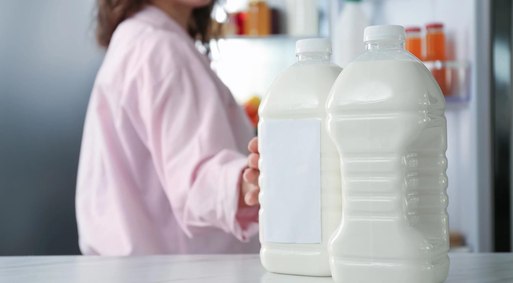 Het Nederlandse statiegeldplan voor melk- en sapflessen veroorzaakt zorgen over de hygiëne