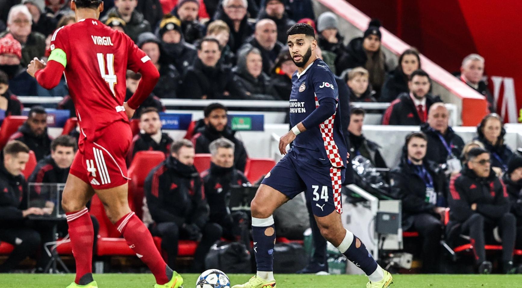 PSV verkoopt Ismael Saibari aan Bayern München voor een recordbedrag van 55 miljoen euro PSV verkoopt Ismael Saibari aan Bayern München voor een recordbedrag van 55 miljoen euro