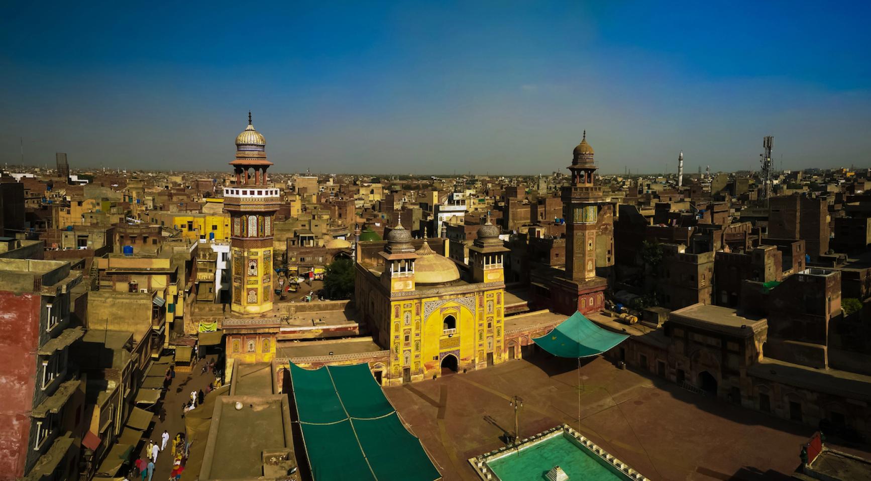 Nederlandse man van begin zeventig dood aangetroffen in hotelkamer in Pakistan Nederlandse man van begin zeventig dood aangetroffen in hotelkamer in Pakistan