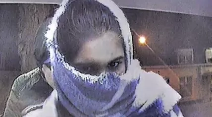 Suspects wanted for robbing a 90-year-old man in Eindhoven by posing as nurses, 17 Oct 2019