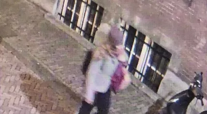 Last camera footage of Teresa Diaz Nerio near Kloverniersburgwal in Amsterdam, 17 Jan 2018