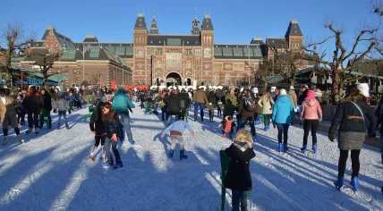 Skating on Amsterdam's Museumplein 