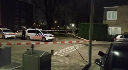 Police at the scene of a shooting on Professor R. Casimirstraat in Amsterdam Osdorp, 31 Jan 2017