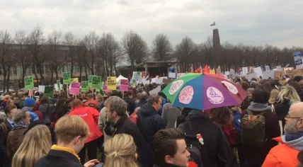 Thousands gather on Malieveld in The Hague to protest against Trump, 1 Feb 2017