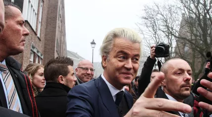Geert Wilders surrounded by bodyguards, Spijkenesse Feb 2017
