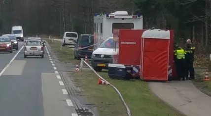Investigation in the Hartjesbos along Weerseloseweg in Enschede after a body was found in the forest, 1 Mar 2017