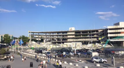 Parking garage collapses at Eindhoven Airport, 27 May 2017