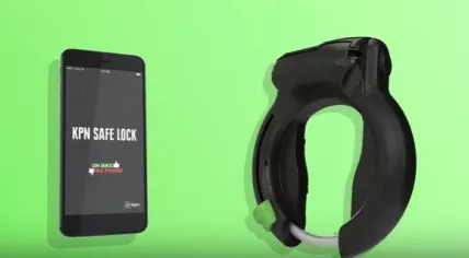 Smart bicycle lock by KPN and VVN - prevents smartphone use while cycling