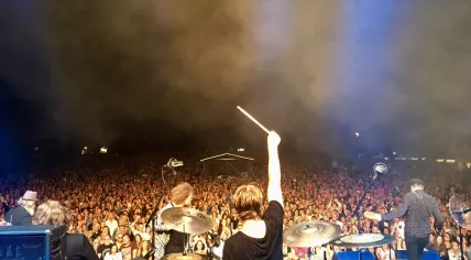 Di-rect performing at Retropop music festival in Emmen, 10 Jun 2017