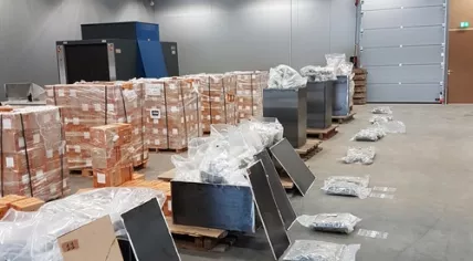 Over 150 kilos of marijuana found at port of Rotterdam; hidden in wall tile shipment destined for England, 5 Jul 2017