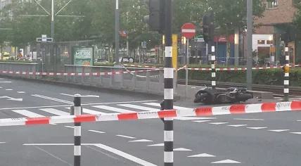 IJburglaan closed as Amsterdam police clear away explosives set to be used in an ATM bombing, 5 Jul 2017