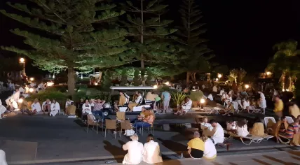 Tourists camping outside a hotel on Greek island Kos after an earthquake, 21 Jul 2017