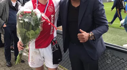 Jong Ajax player Mees de Wit with manager Stefano van Delden
