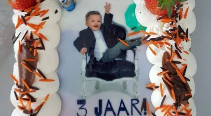 Misspelled birthday cake from Hema