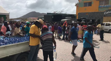 Sint Maarten residents standing in line for drinking water, 12 Sept 2017