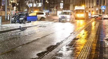 Car accident on Rokin in Amsterdam, 27 Dec 2017