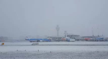 Snow at Schiphol Airport, 10 Dec 2017