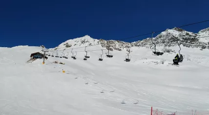 Skiing in Sölden, Austria