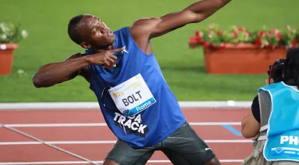 Usain Bolt striking his pose at the Golden Gala in Rome, Italy, 26 May 2011