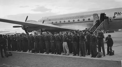 Korean war - volunteers arrive in Korea from Indonesia, 9 October 1950