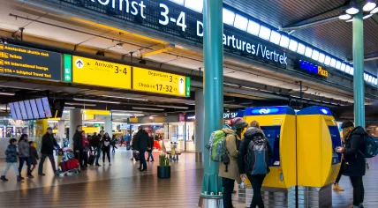 Schiphol Airport passengers