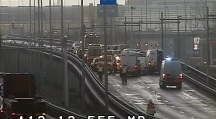 A pileup involving 25 to 30 cars on the Zoetermeer off-ramp on the A12 highway, 31 Jan 2019