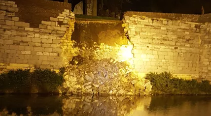 Part of Maastricht's historic city wall collapsed, 23 March 2019