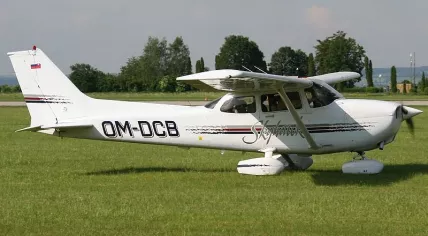 A Cessna 172R