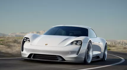 Porsche Mission E - Porsche Taycan