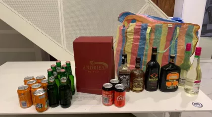 The police are looking for the owner of this liquor, likely stolen in Enschede on 1 July 2019