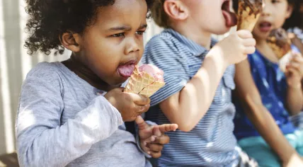 Kids eating ice cream