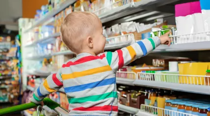Child in a supermarket 