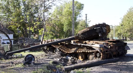 Destroyed Ukrainian tank in the city Stepanivka