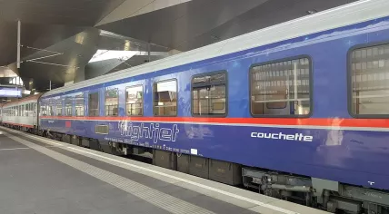 An OBB Nightjet train