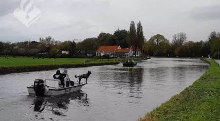 Police searching the water along Vlietweg near Leiden for missing Karin Heemskerk, 12 Nov 2019