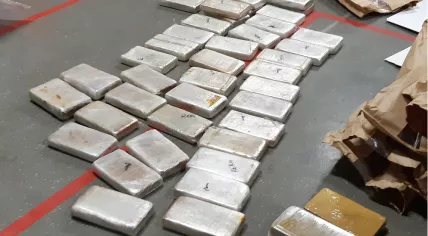 82 kilograms of cocaine and 1.5 million euros in cash found during an investigation in Breda. Sept. 24, 2020