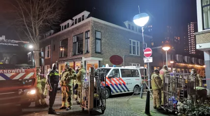 First responders at the scene of a fatal shooting in Vlaardingen. The suspect was also shot by police. 17 Dec. 2020