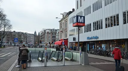 Subway station Vijzelgracht in Amsterdam, December 2018