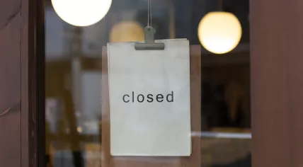 Closed sign