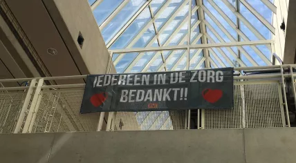 A banner hanging in Amsterdam's OLVG hospital thanking all care workers. 13 July 2020