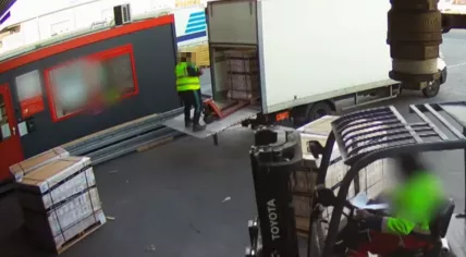 €530,000 worth of Apple smart watches stolen from a transport company at Schiphol, 16 May 2020