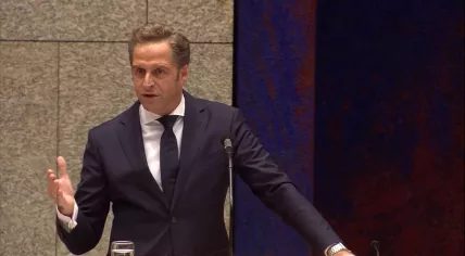 Hugo de Jonge in a parliamentary debate on the Covid-19 vaccination policy, 5 January 2021
