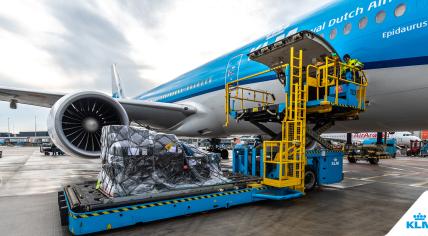 First Covid-19 vaccines flown from Schiphol to Bonaire and Aruba, 16 February 2021