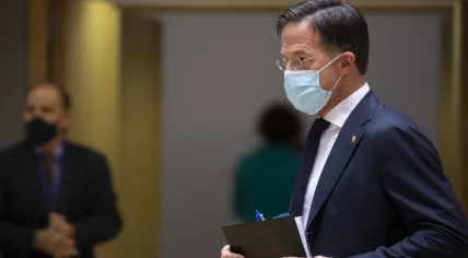 Mark Rutte wearing a face mask at a EU summit in Brussels, 2 October 2020
