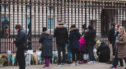 People paying tribute to Prince Philip