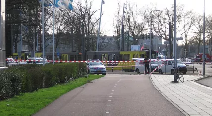 Cordon by the police of the 24 Oktoberplein, Utrecht, after the tram attack on March 18, 2019