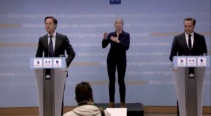 Mark Rutte and Hugo de Jonge at a press conference on 11 May 2021
