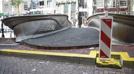 Steel 3D bridge Oudezijds Achterburgwal