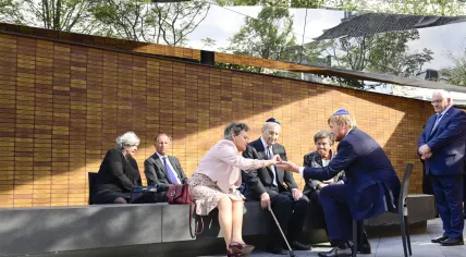 King unveils Holocaust Memorial of Names in Amsterdam