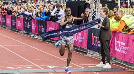 Tamirat Tola wins TCS Amsterdam Marathon for the men.The 45th edition was postponed one year due to the coronavirus pandemic. 